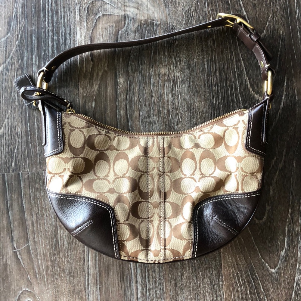 Like new Coach purse